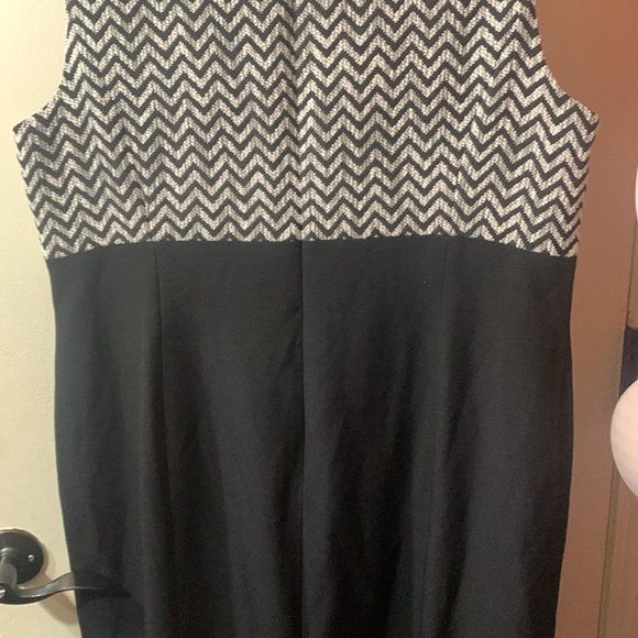 Women Kasper black/white dress sz 16p lined - Picture 4 of 5